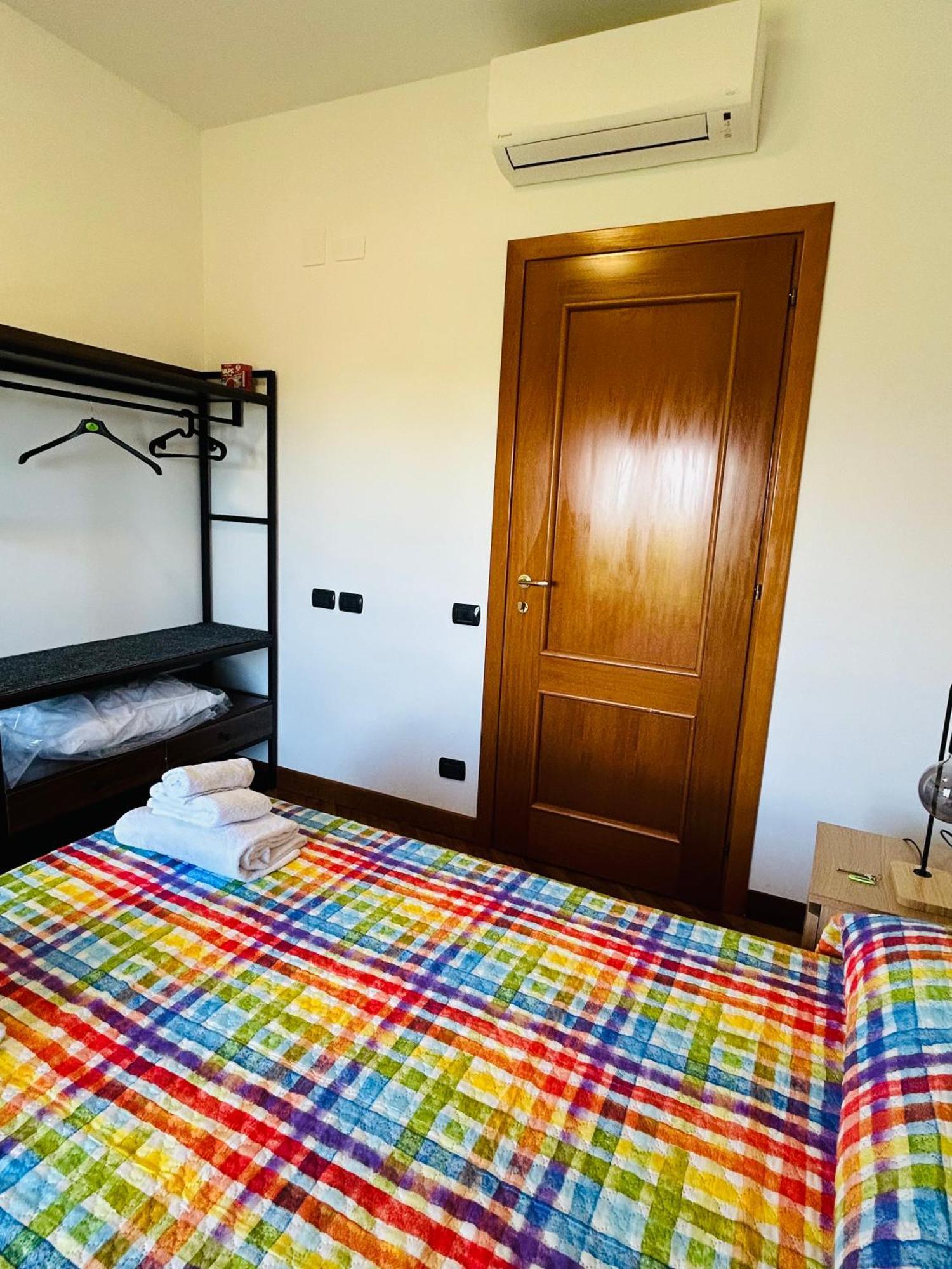 The House Room Aeroporto Fiumicino Exterior photo